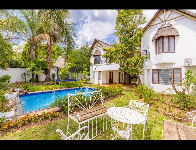3 BEDROOM HOUSE FOR SALE IN CRAIGAVON